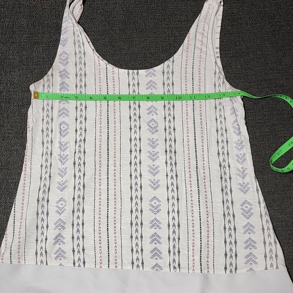 Arrow Tanktop - Picture 1 of 3